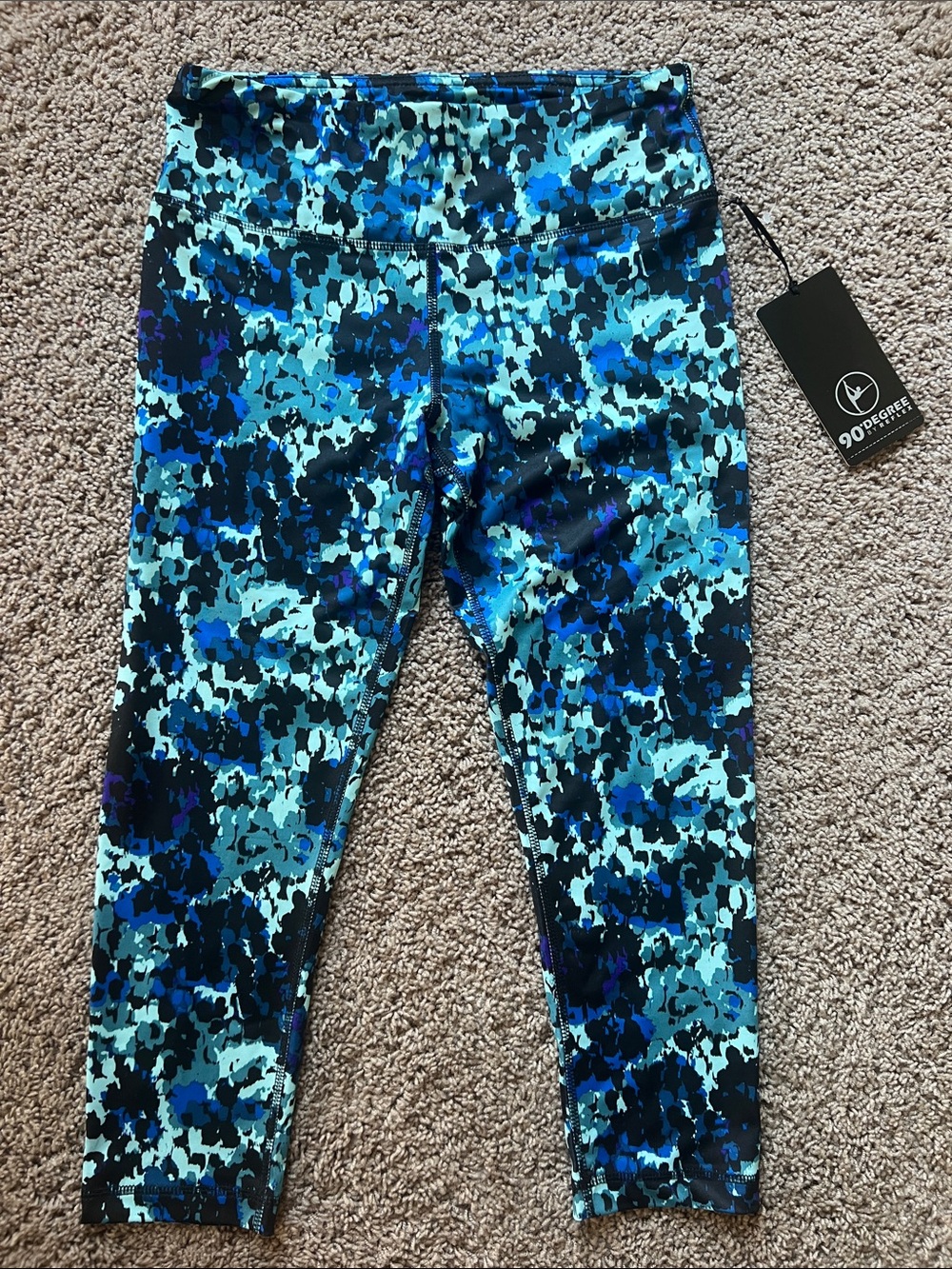 90 Degrees by Reflex Women’s Cropped Leggings Size Medium